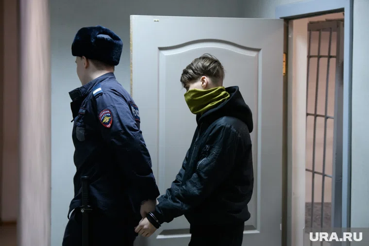 18-летний юноша из Ноябрьска внесен в список экстремистов