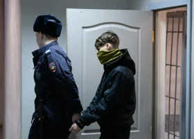 Росфинмониторинг включил юношу из ЯНАО в список экстремистов