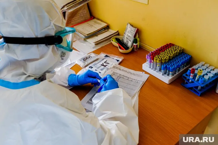 Пандемия COVID-19 должна закончиться в конце 2022 года