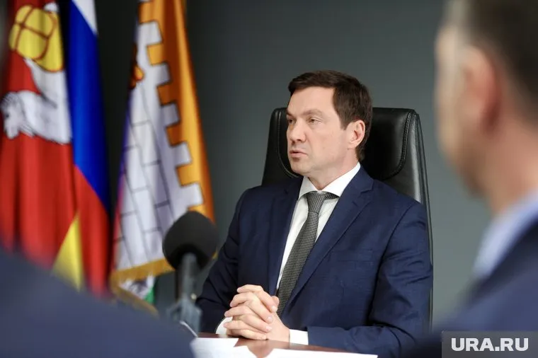 Карта размещения елочных базаров в Челябинске формируется, сообщил Лошкин 