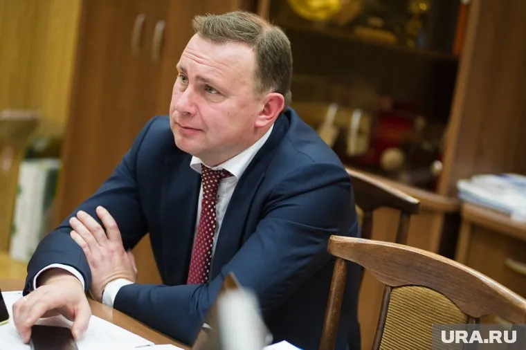 Владиславу Пинаеву не доложили об интриге с участием его заместителя
