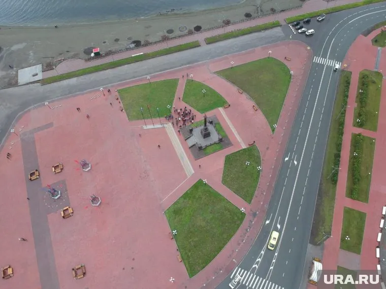 В Петропавловске-Камчатском на митинг пришли около трех десятков человек