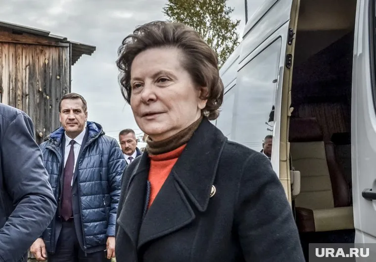 Комарова провела приемку нового 33-квартирного дома в Горноправдинске