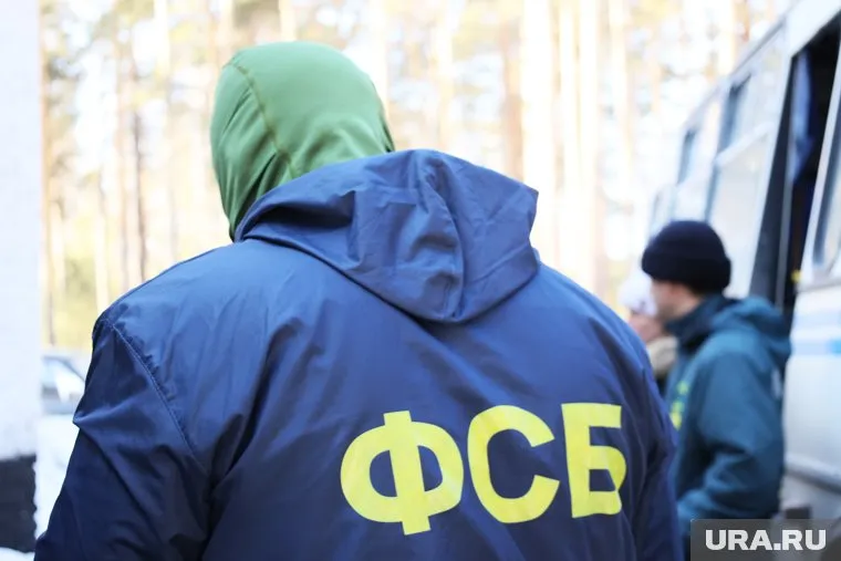 Силовики вычислили юного свердловчанина, «минировавшего» ТРЦ