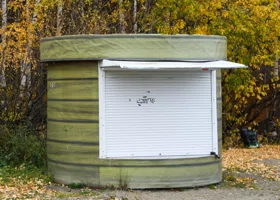 Владельцы киосков в Екатеринбурге пошли в обход законов