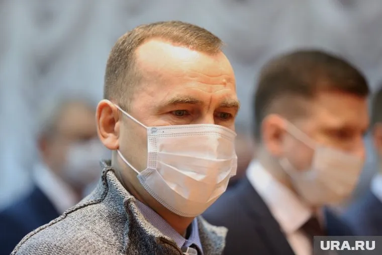 Губернатор Вадим Шумков просит курганцев носить маски и использовать антисептики