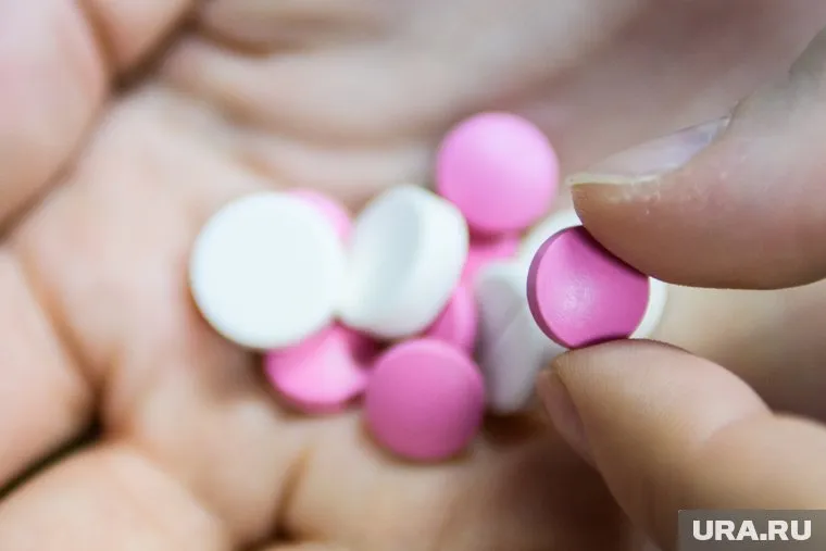 Югорчанке грозит тюрьма за контрабанду таблеток для похудения