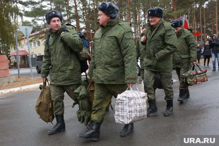 В учебном центре в Омске, где размещены жители ХМАО, работает мобильная группа (фото из архива)
