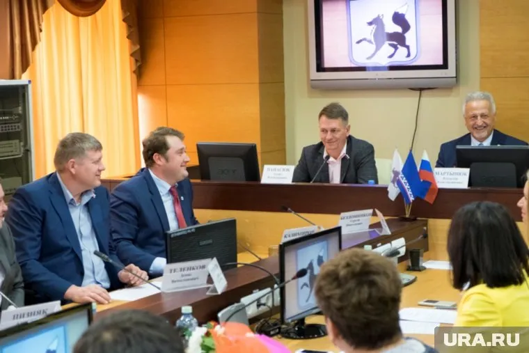 Отчеты депутатов гордумы Салехарда больше похожи на сочинение «Как я провел год»