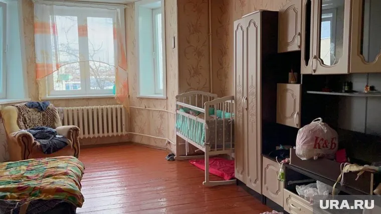 Ребенок пролежал мертвым в кроватке от 5 до 10 часов, прежде чем это заметили родители