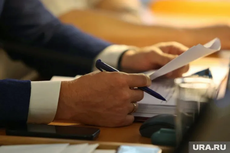 Пока и. о. первого замгубернатора Андрей Алексеев работает в Москве