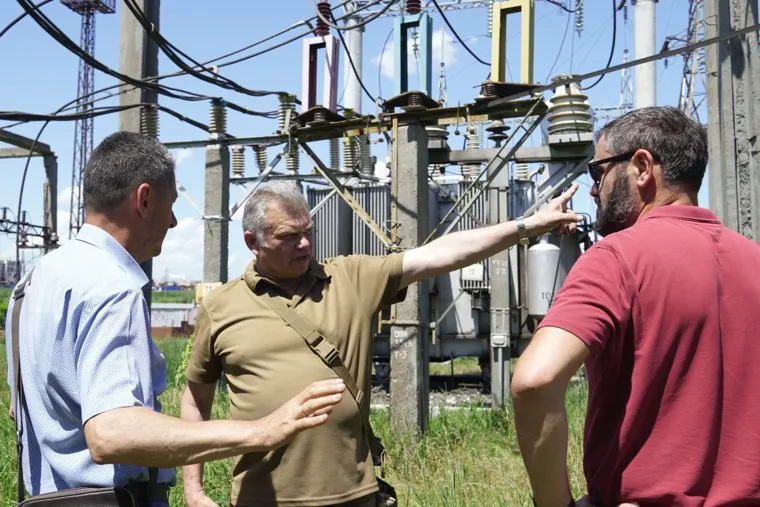Иващенко Константин, мэр Мариуполя. Мариуполь