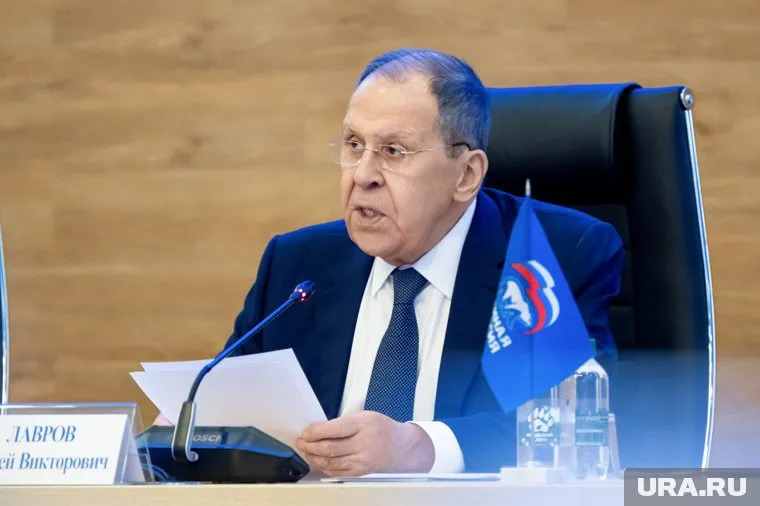 Министр выразил надежду, что Киев ответственно отнесется к рассмотрению российского списка