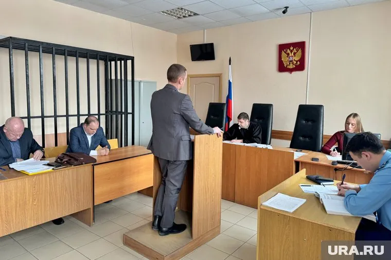 КМЗ просит снять обвинения с директора своего производства