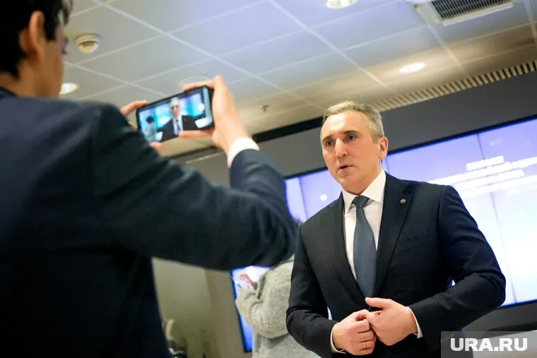 Александр Моор занял 7 место в рейтинге глав регионов в РФ по активности в соцсетях