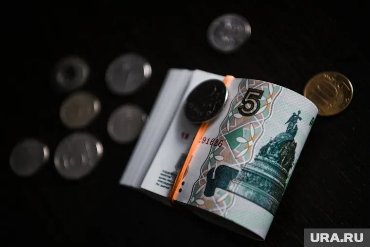 Екатеринбуржцам в среднем предлагают зарплату в 57 тысяч рублей