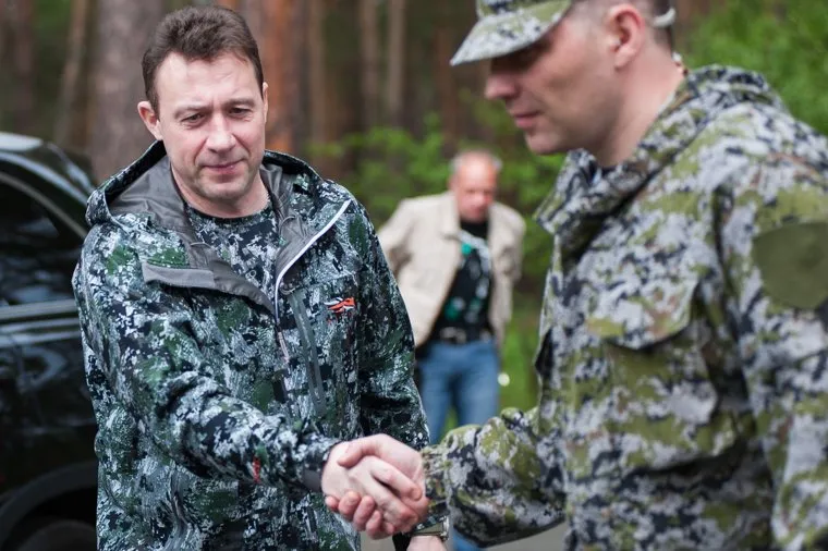 Традиционный сплав по реке Чусовой движения "В защиту человека труда". Свердловская область, деревня Слобода, холманских игорь