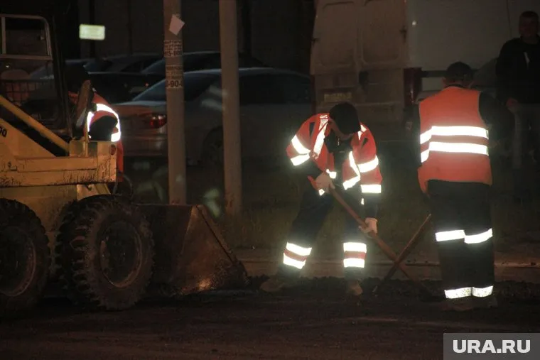 В аварии погибли двое рабочих — одному 61 год, второму — чуть за тридцать