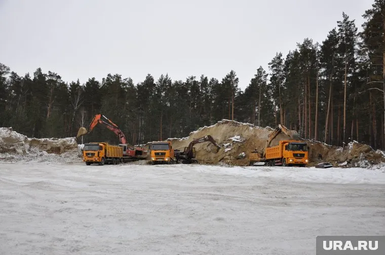 На Голубых озерах незаконно добывали песок