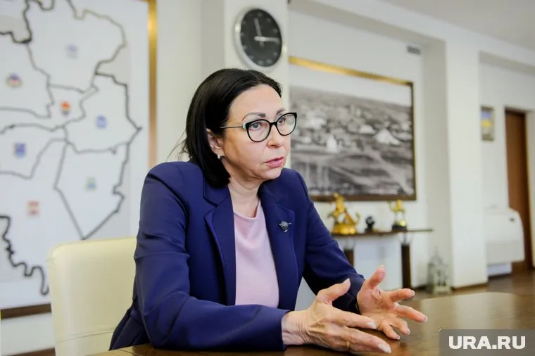 Наталья Котова поручила запретить пунктам принимать крышки от люков