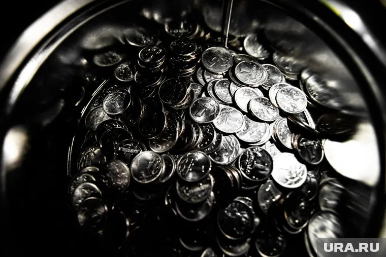 Сильный рубль невыгоден российскому бюджету, считают эксперты