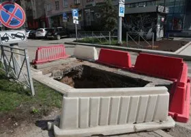 Екатеринбуржцы не могут попасть домой из-за коммунальщиков