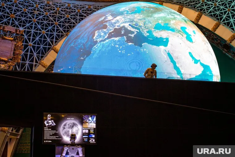 Первую трещину космонавты нашли в декабре 2020 года