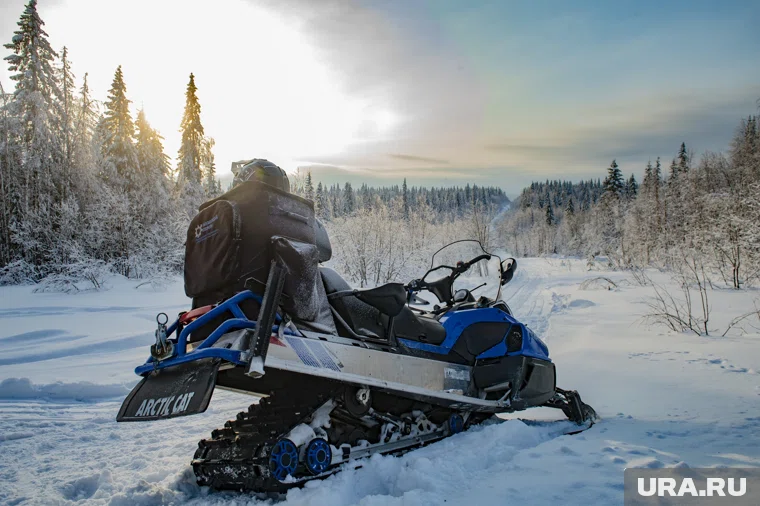 На снегоходах предстоит проехать около 4 000 км