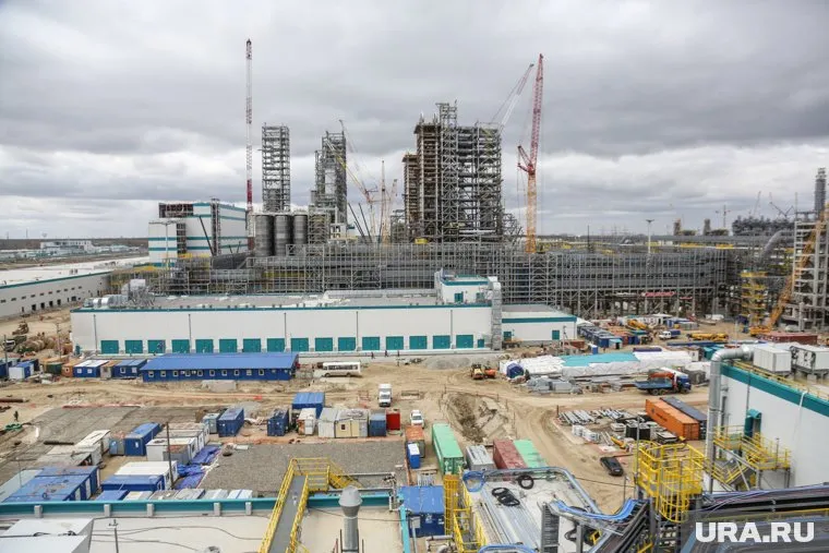 Мероприятие должно было пройти 8 июня на площадке «Запсибнефтехима»