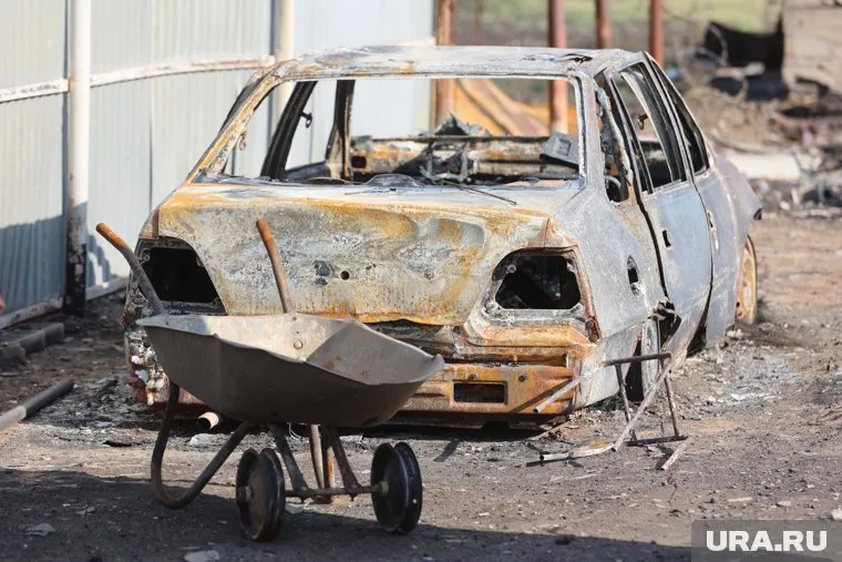 Из-за пожара на ЖБИ стоял химический запах (архивное фото)