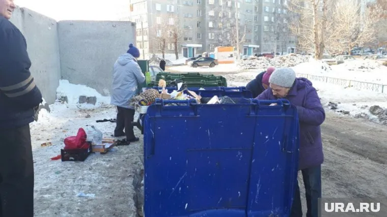 Для некоторых пенсионеров выброшенная еда — основной источник пропитания
