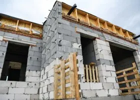 Как и когда лучше строить коттедж в Тюмени