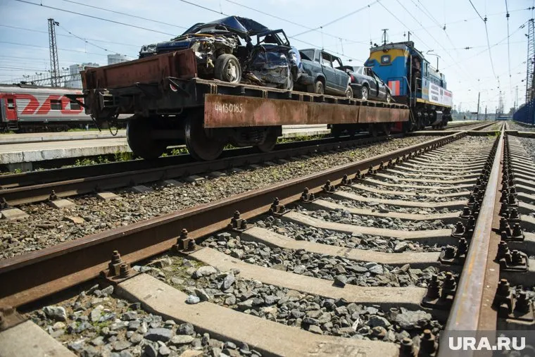 По вине водителей с начала года на переездах пострадали 62 человека