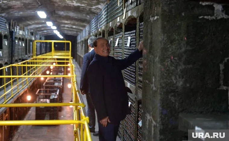 Сильвио Берлускони умер в возрасте 86 лет