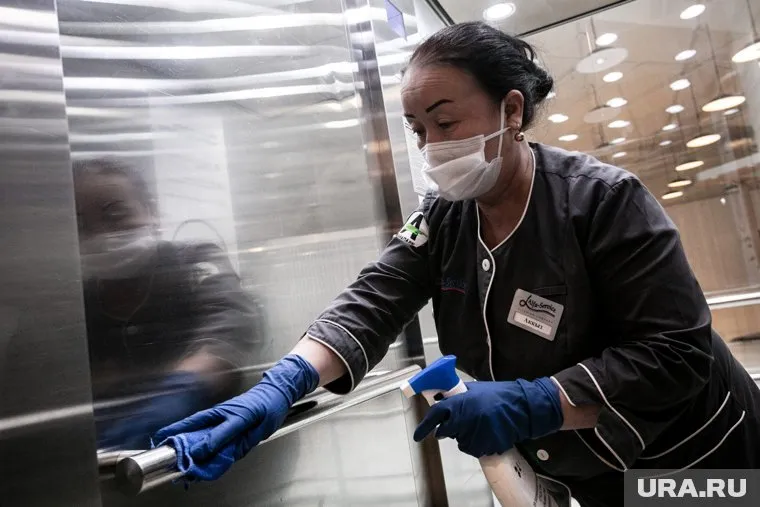 Ежедневно продолжают заражаться десятки ямальцев