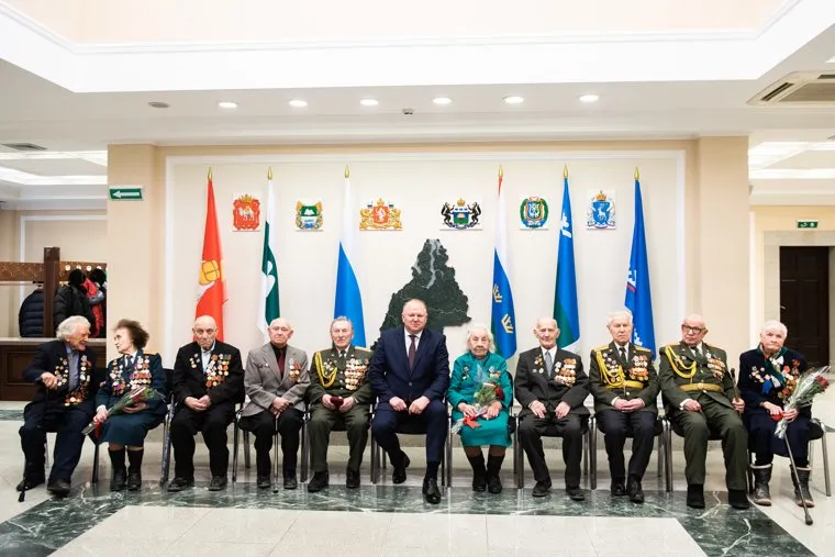 Вручение ветеранам в УрФО медали «75 лет Победы в Великой Отечественной войне». Екатеринбург