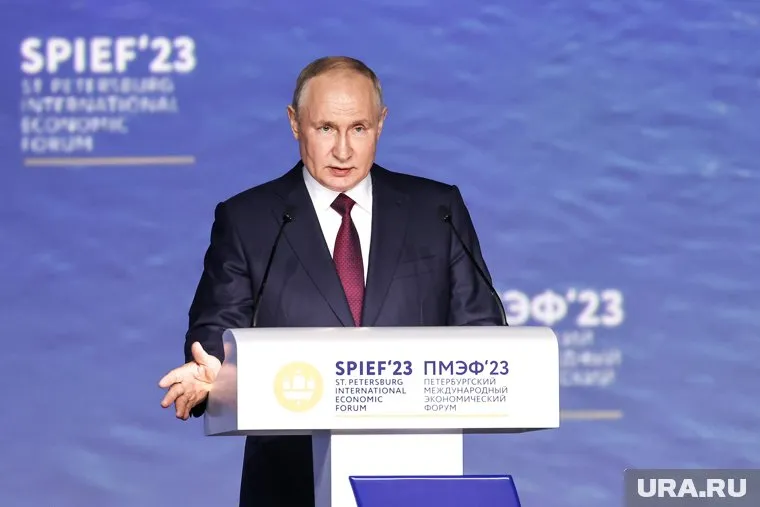 Организаторы мятежа хотели, чтобы солдаты убивали друг друга, заявил Владимир Путин