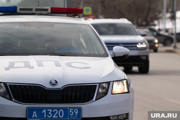 Из-за ДТП трамваи встали в обе стороны