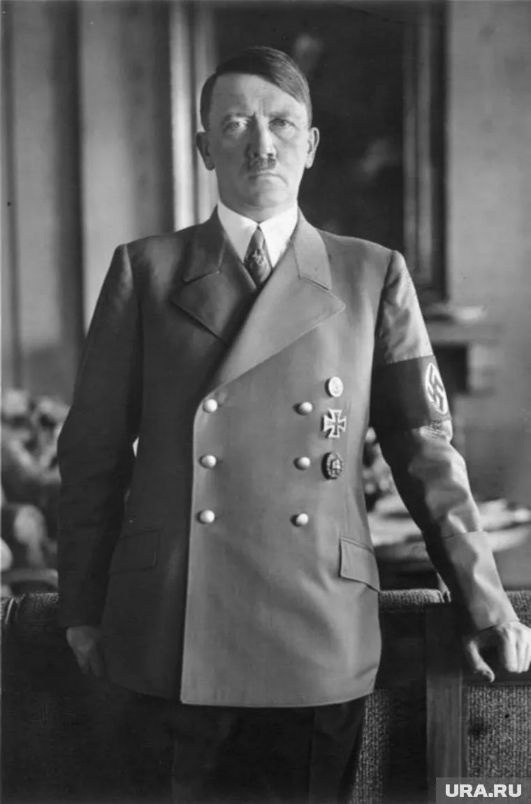 Несмотря на гомофобную политику III Рейха, его основатель сам вел двойную жизнь