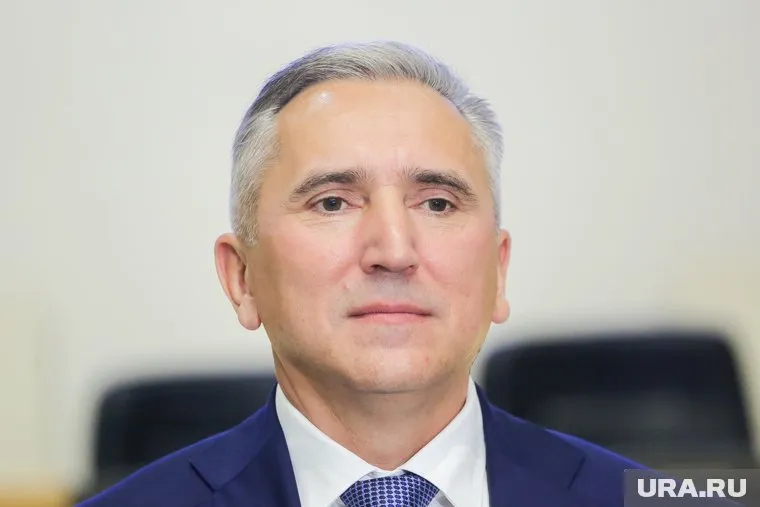 Губернатор Моор встретился с лидером СРЗП Мироновым