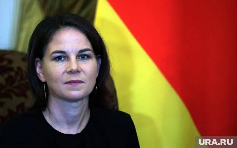 Анналена Бербок высказалась в пользу продолжения войны на Ближнем Востоке