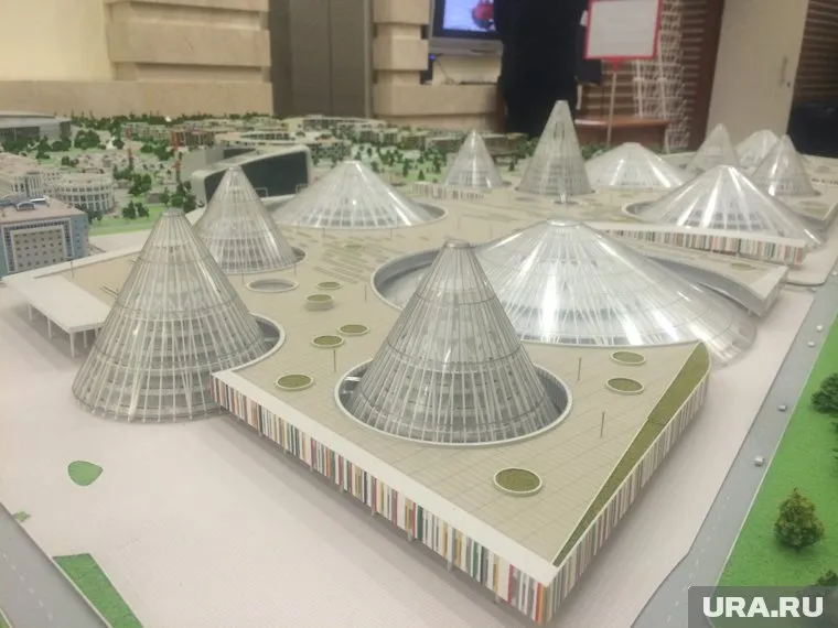 Когда-то планировалось, что рядом со зданием правительства будет такой объект. Сейчас средств не хватает на самое необходимое