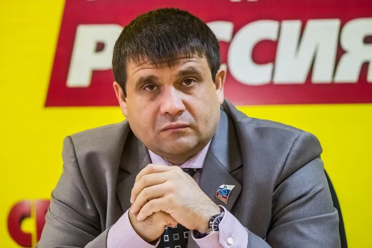 Кандидат в губернаторы Пискайкин. Пресс-конференция за 4 дня до выборов. Тюмень, пискайкин владимир