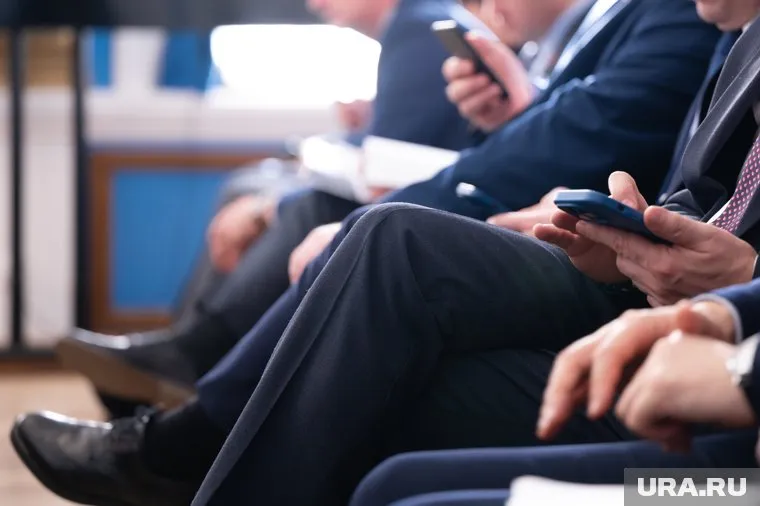 Чиновникам сказали быть активнее в Сети