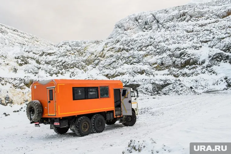Из-за предстоящего сокращения зарплаты вахтовики больше не хотят ездить в Югру