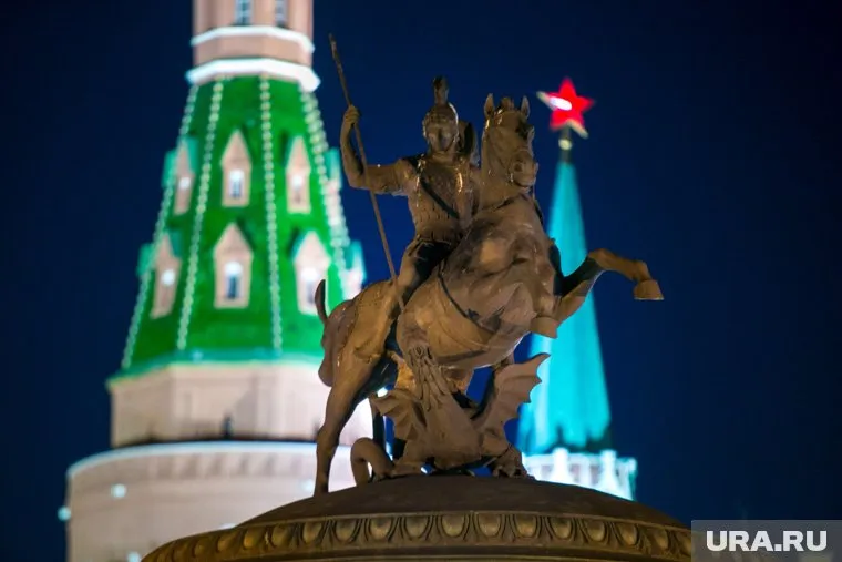 Командировки происходят на фоне отставки правительства РФ