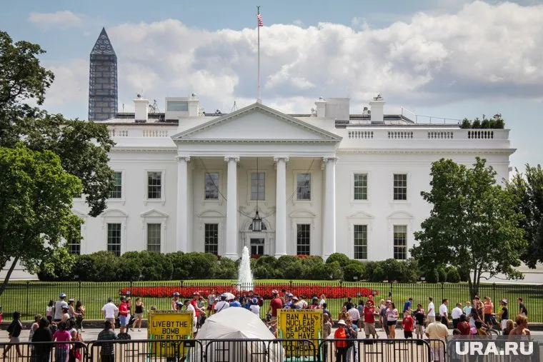 Украинские власти утверждают, что не заплатили ни копейки за визит в Белый дом