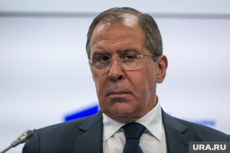 Сергей Лавров сравнил конгрессменов США с бабушками на лавочках