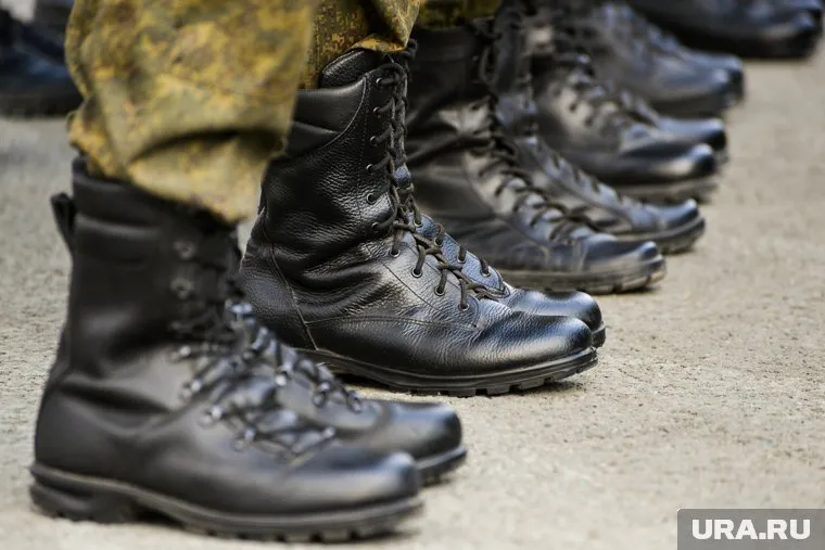 Россия передаст Киеву тела военных ВСУ, заявил Мединский