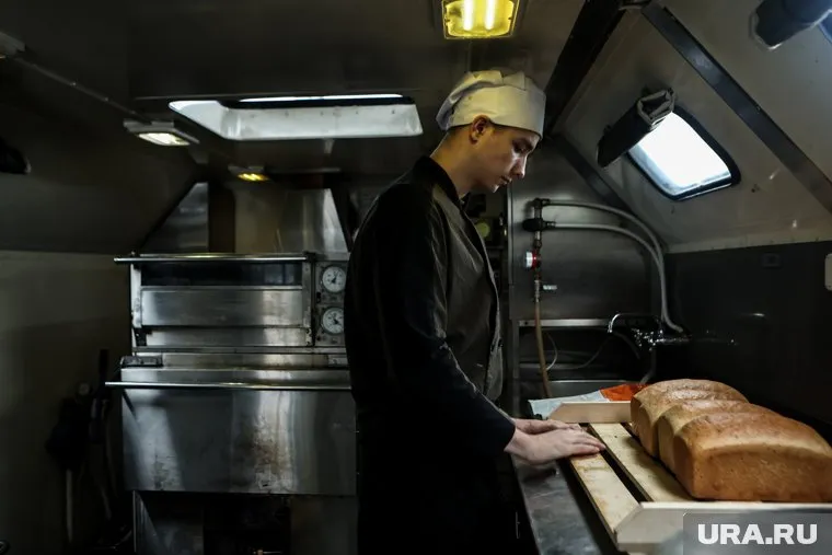 Предприятие изготовило передвижные столовые (фото из архива)